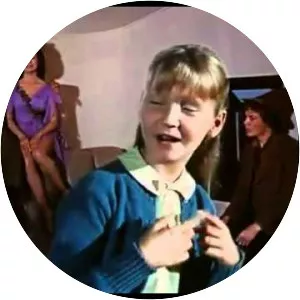 The GnomeMobile - 1967 ‧ Fantasy/Adventure ‧ 1h 24m