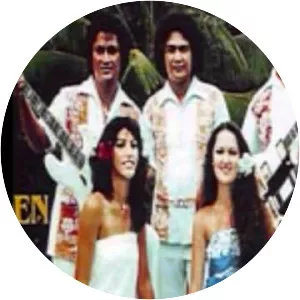 The Golden Ali'is - Musical artist