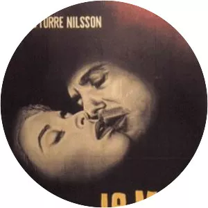 The Hand in the Trap