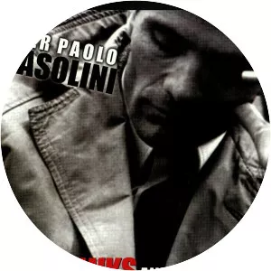 The Hawks and the Sparrows - 1966 ‧ History/Comedy ‧ 1h 41m