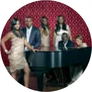 The Houstons: On Our Own