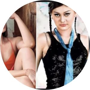 The Kaanta Laga Girl photograph