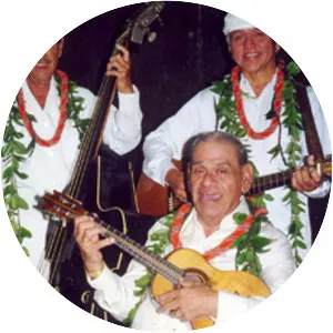 The Kahauaanu Lake Trio