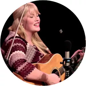 The Local Honeys - Musical artist