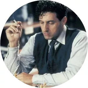 The Luzhin Defence - 2000 ‧ Drama/Indie film ‧ 1h 52m