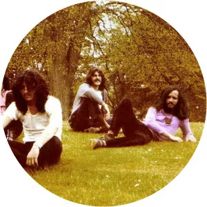 The Mad's - Musical group