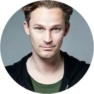 The Man With No Shadow