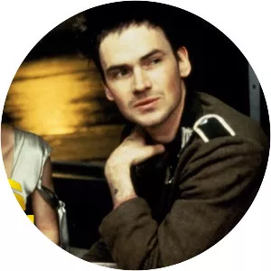 The Million Dollar Hotel - 2000 ‧ Drama/Mystery ‧ 2h 12m