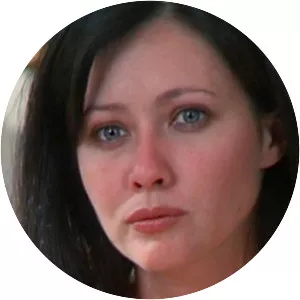 The Painted World - Charmed: Season 2, Episode 3