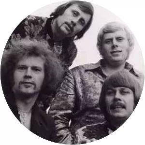 The Petards - Musical group