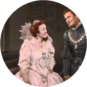 The Private Lives of Elizabeth and Essex - 1939 ‧ Romance/History ‧ 1h 46m