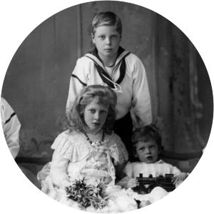 The Queen's Lost Family - TV program