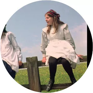 The Railway Children - 1970 ‧ Drama/Adventure ‧ 1h 50m