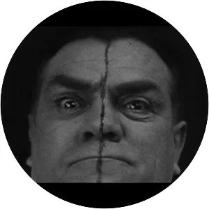 The Seashell and the Clergyman