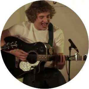 The Snuts - Musical group