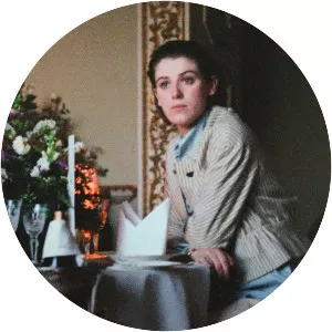 The Souvenir - 2019 ‧ Drama/Mystery ‧ 1h 59m