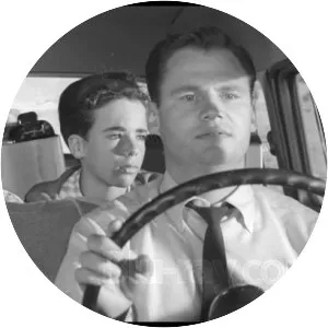 The Space Children - 1958 ‧ Drama/Sci-fi ‧ 1h 9m