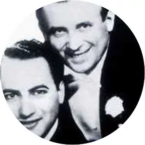 The Three Suns - Pop group