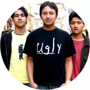 The Uglyz - Pop band