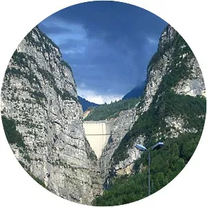 The Vajont dam disaster - 