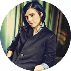 Thea Djordjadze - Artist