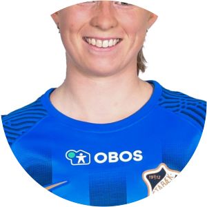 Thea Loennecken - Football player