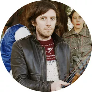 Thee, stranded horse - Musical artist