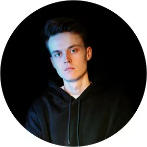 Theis EZ - Musical artist