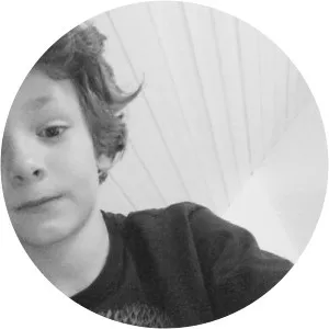 Théo Malet - Isabelle Renauld's son