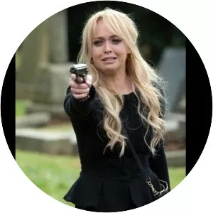 Theresa McQueen - Fictional character