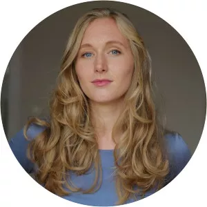 Theresa Riess - Actress