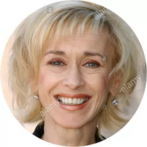 Thereza Bazar - British-Canadian singer