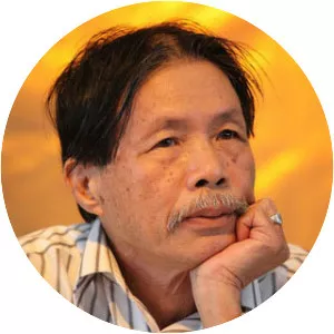 Thi Hoang (Thi Hoàng)