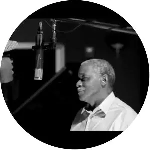 Thomas Owens - Musical artist