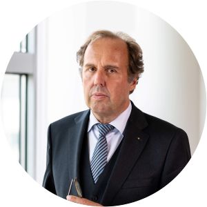 thomas pfister - Writer