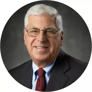 Thomas T Stallkamp - Author