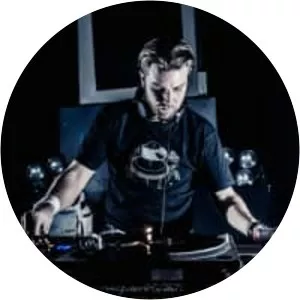 Tom Wax - Musical artist