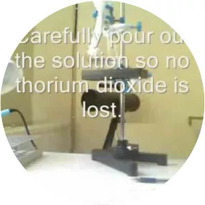 Thorium dioxide
