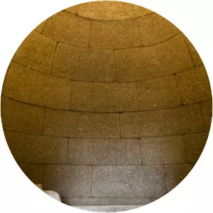 Thracian tomb Helvetia - 