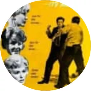 Three Blondes in His Life - 1961 ‧ Drama/Crime ‧ 1h 26m