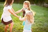 Three Girls Spinning - 1950 ‧ 1h 50m