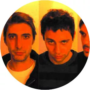 Three Second Kiss - Musical group