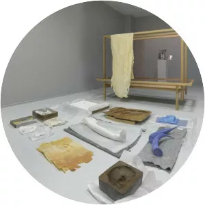 Thu Van Tran - Artist