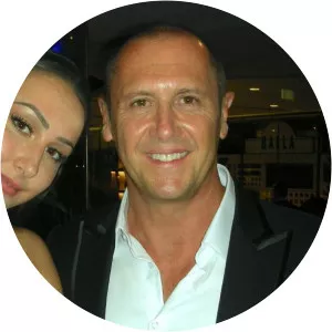 Tia Emdur - Larry Emdur's daughter