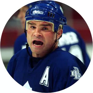 Tie Domi