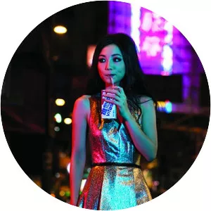 Tien Chong - Singer-songwriter
