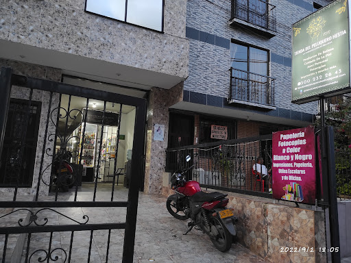 TIENDA DEL PELUQUERO HESTIA - Store in Bello, Colombia