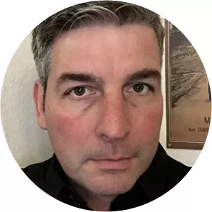 Till Müller-Edenborn