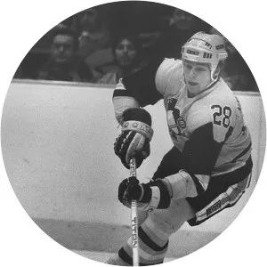 Tim Hrynewich - Ice hockey player