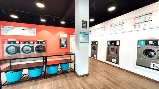 Tina Express - Laundromat in Foz, Spain